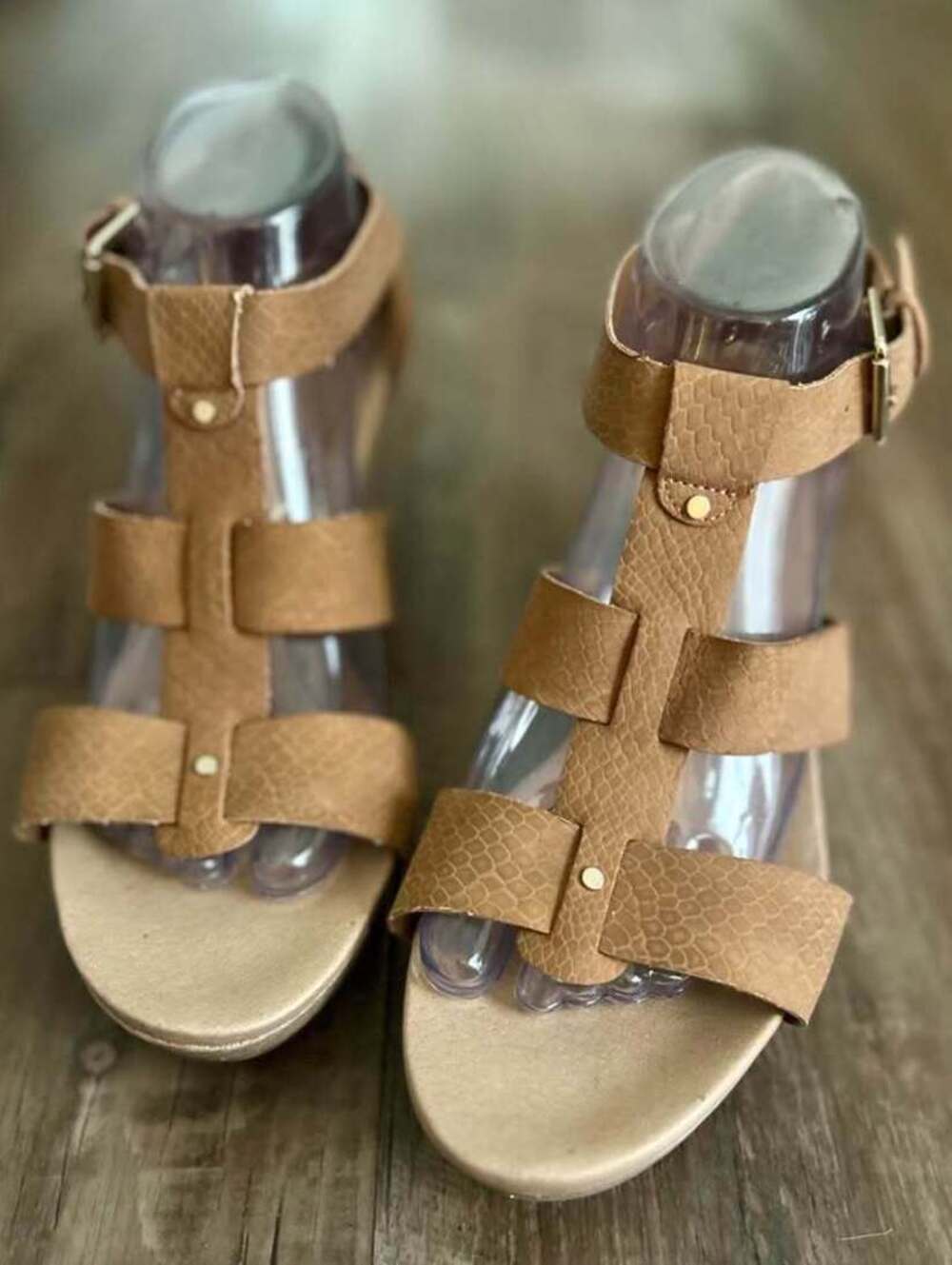 Dr. Scholl's Tan Wedge Sandals Size 9 Women’s